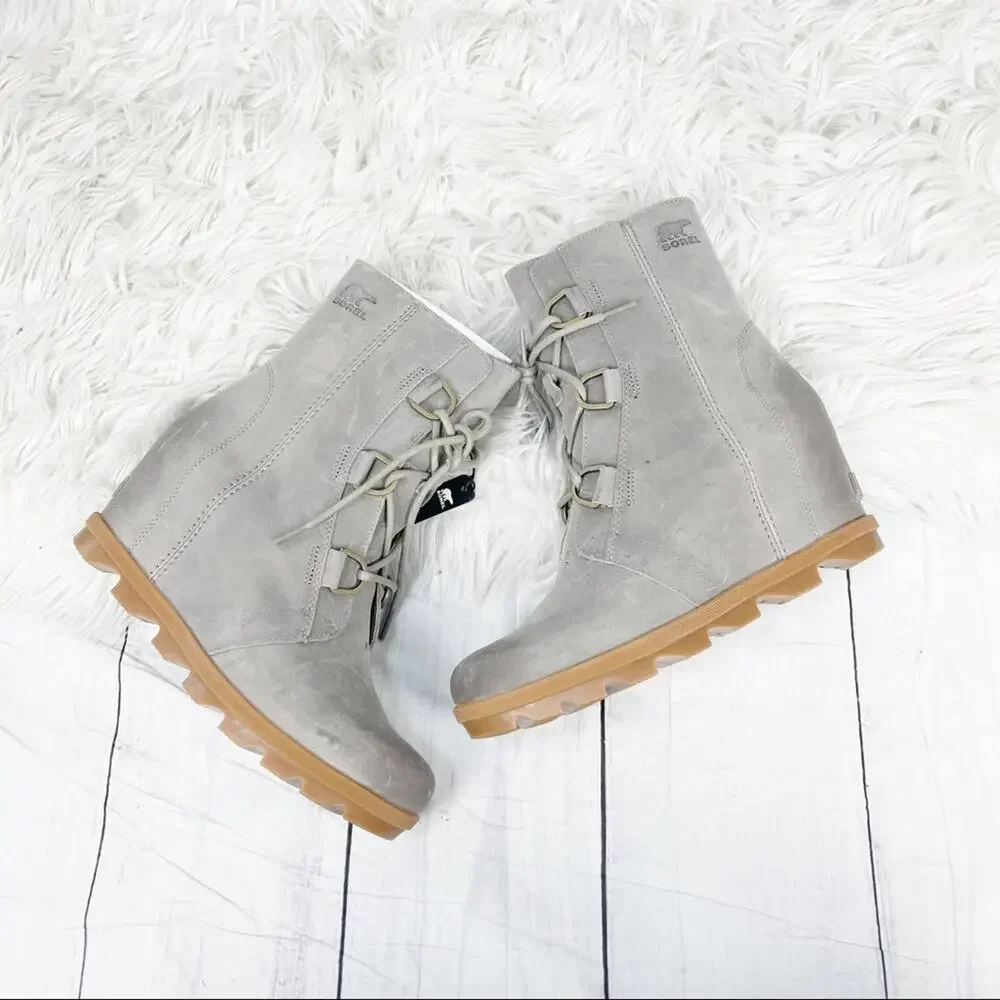 Sorel brand new